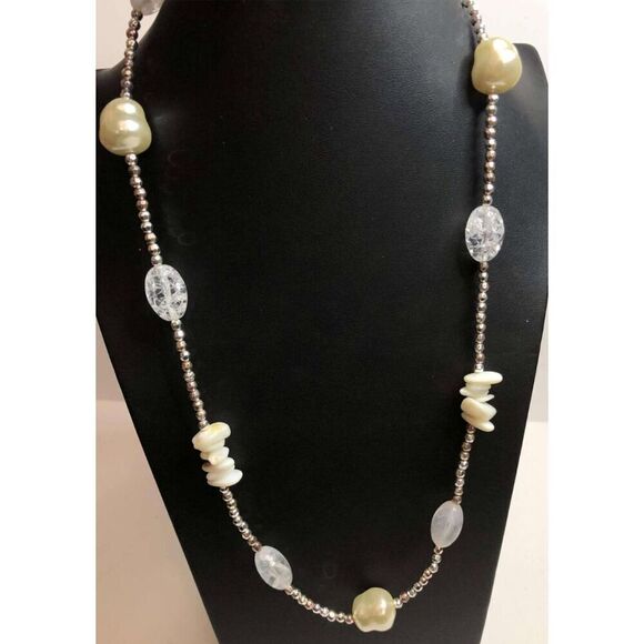 1952 CHICO'S Faux pearl & Clear crackled beaded Silvertone necklace 34-38" - Picture 1 of 3